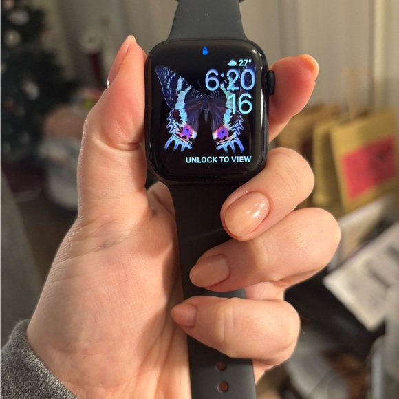 Apple Watch Series 8 + GPS 45mm Aluminum Case with Original Band and Charger - Picture 9 of 16